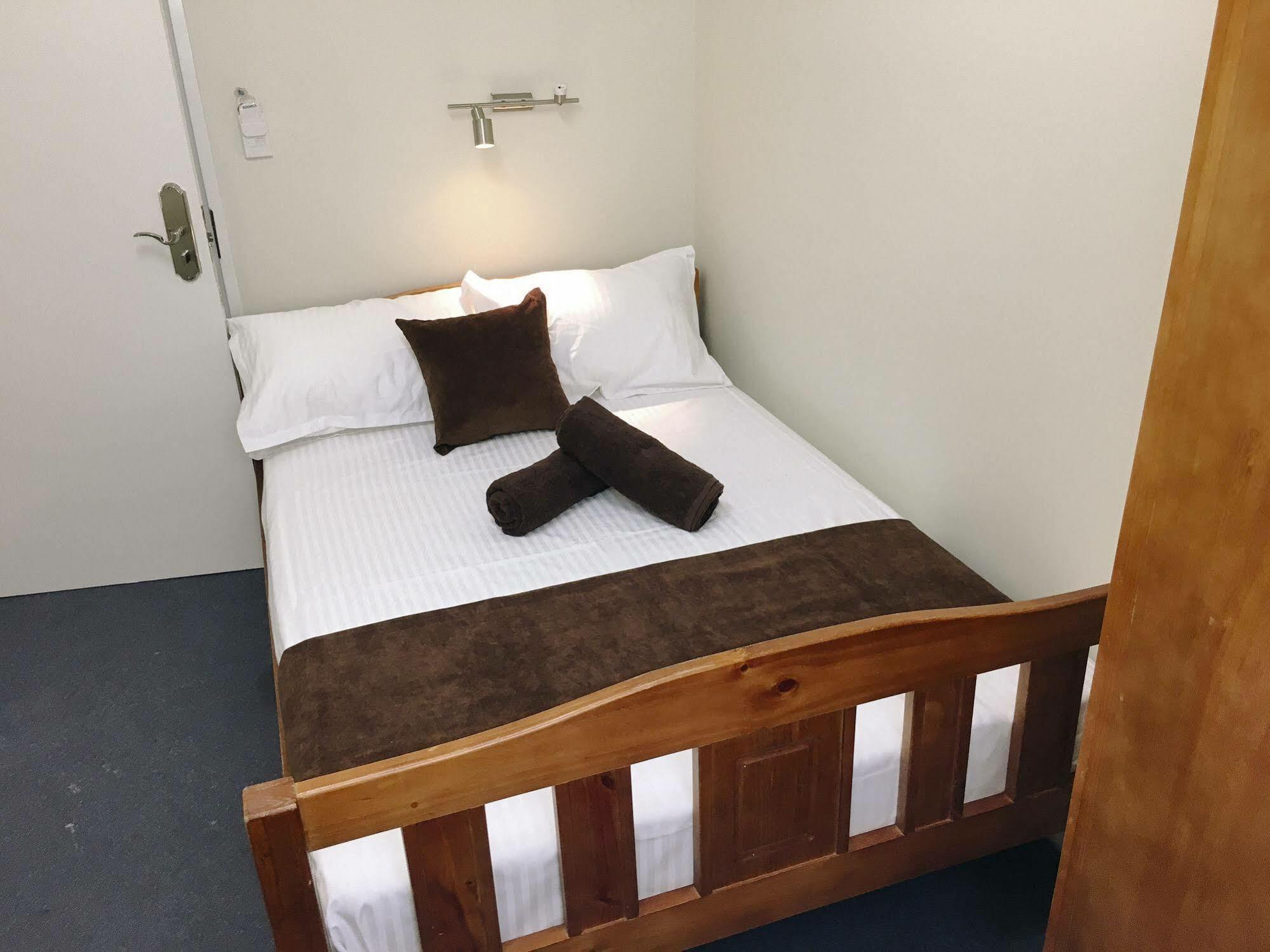 Hostel Mad Monkey Broadway (Adults Only) Sydney Exterior foto